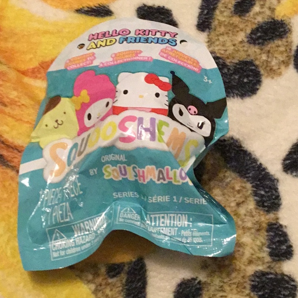 Hello Kitty, Squooshems Mystery Bag new sealed series 1